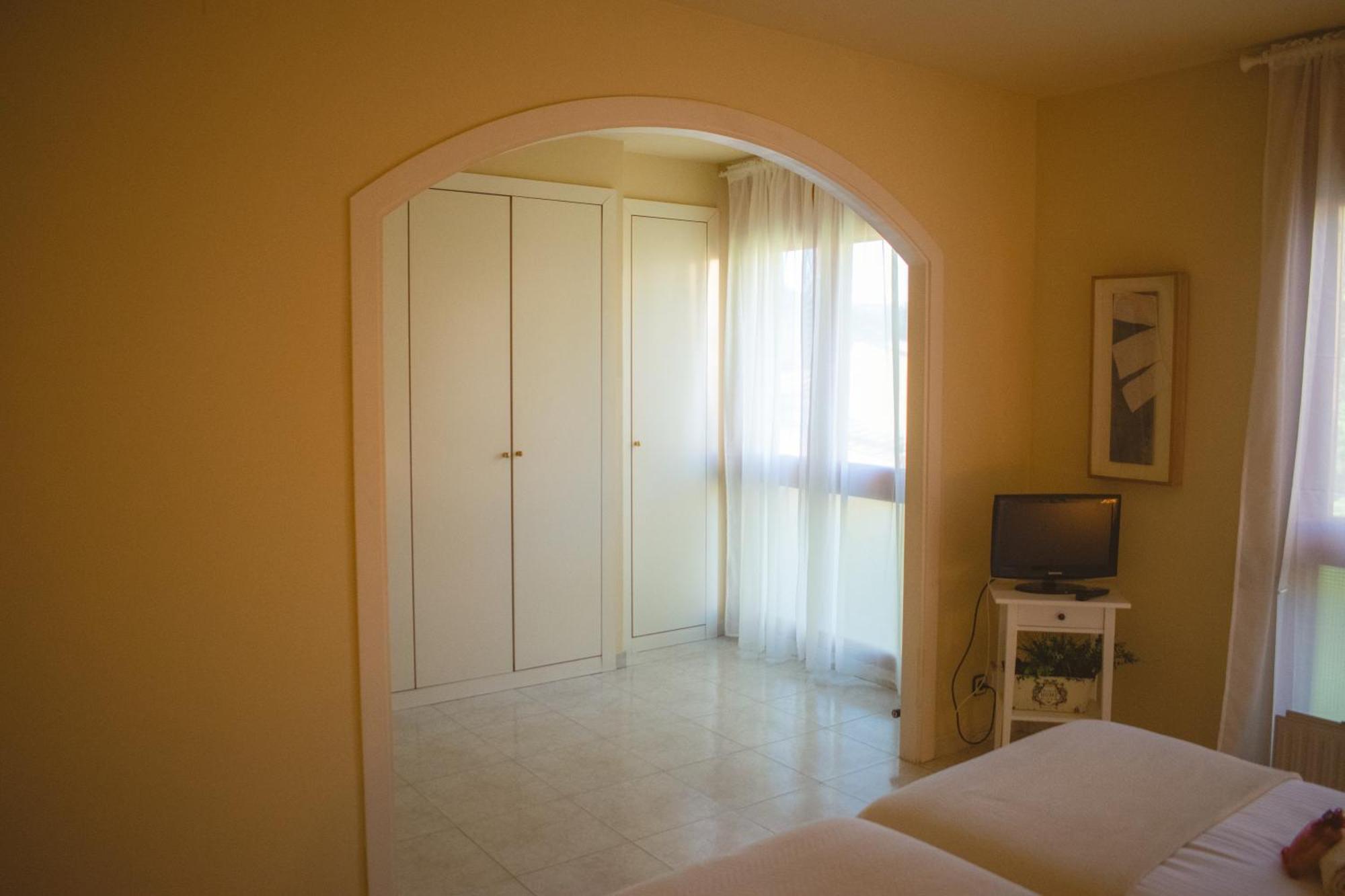 Espectacular Casa En La Garrigaヴィラ エクステリア 写真